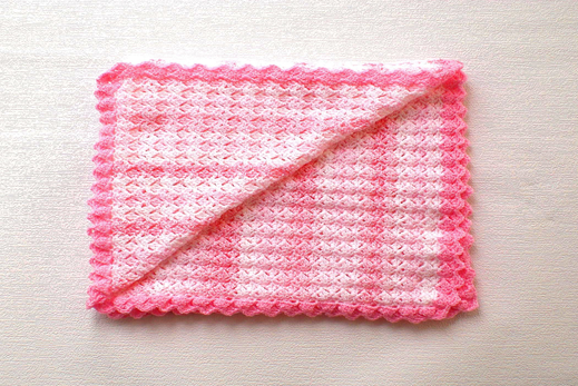 Acrylic Yarn Pink Plaid Baby Blanket Pattern