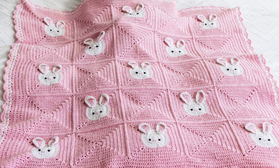 Charming Bunny Blanket