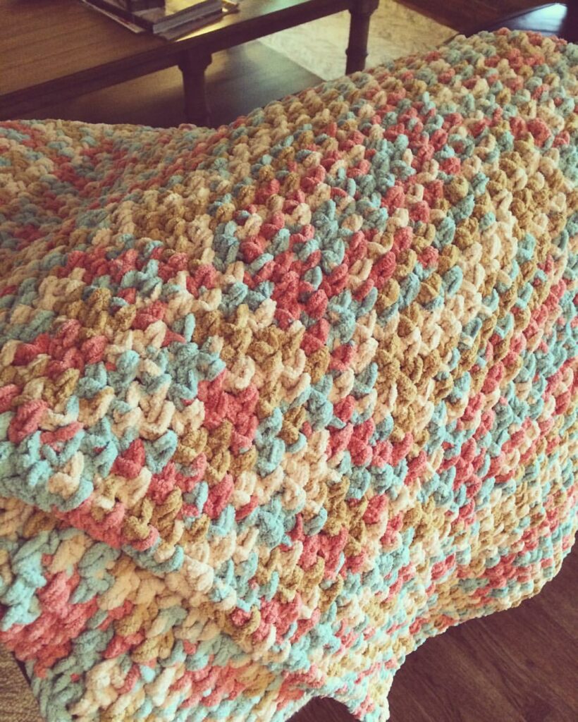 Creative Application of Moss Stitch Crochet