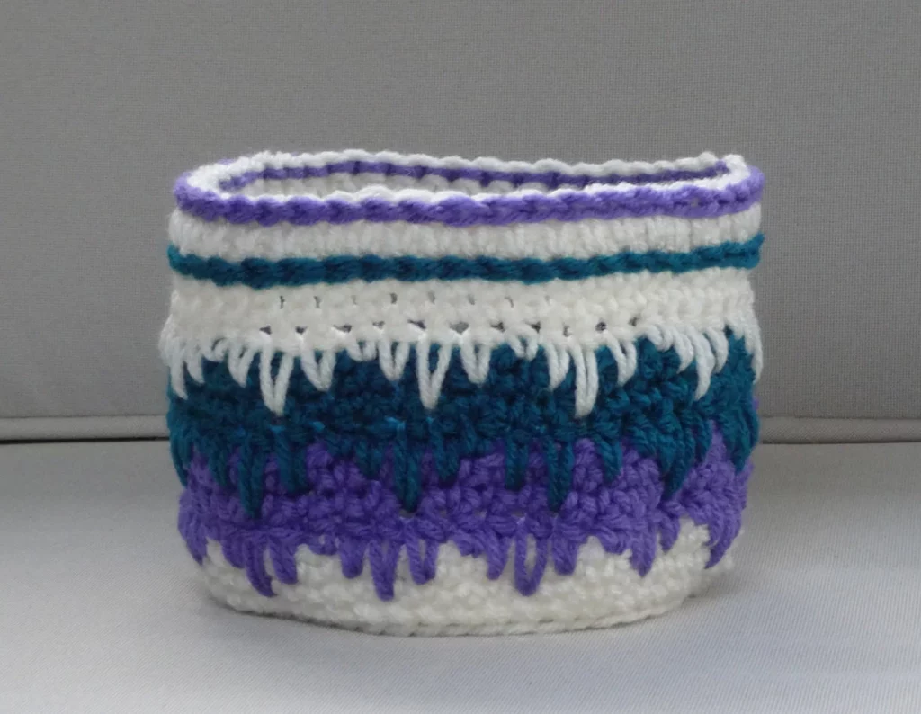 Crochet Checkerboard Pattern Basket .jpg