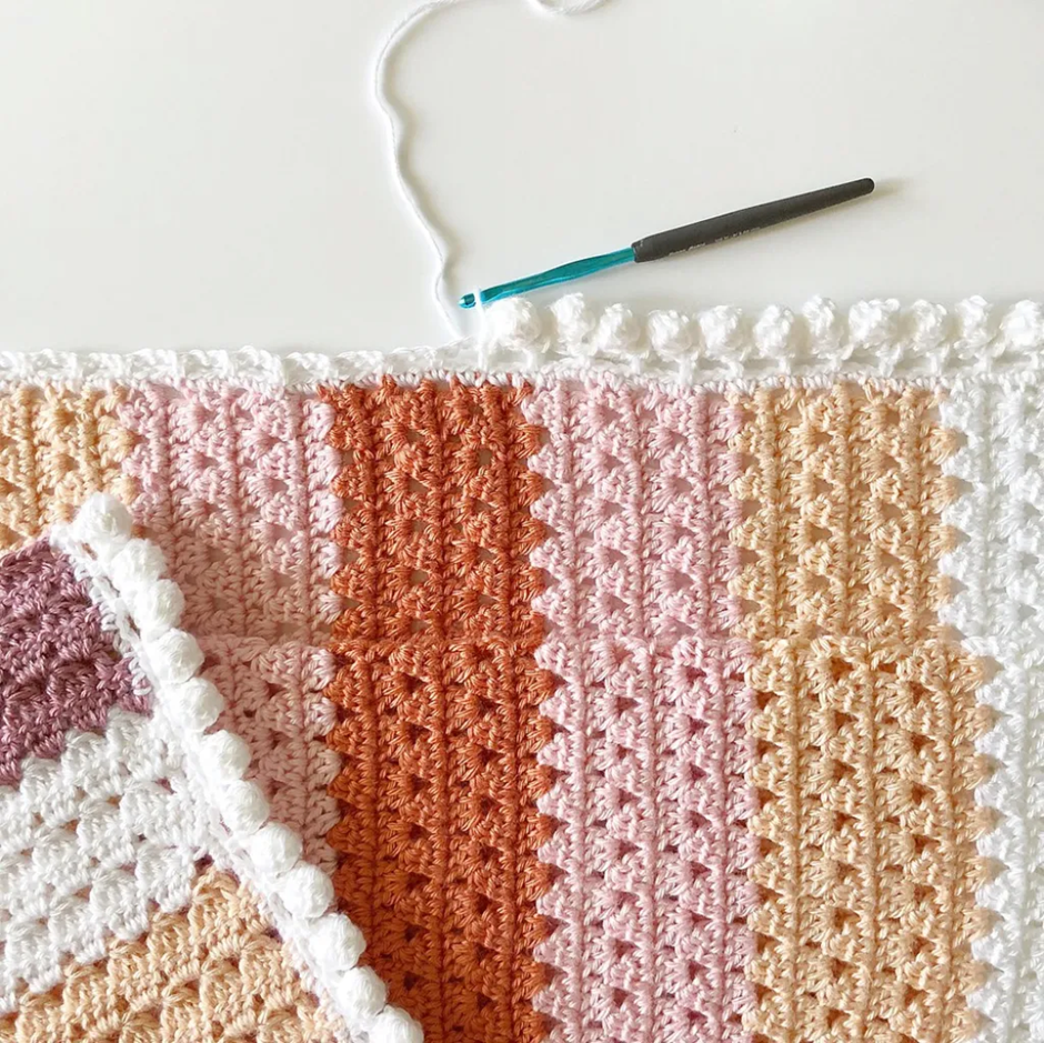 Crochet Pom Pom Border