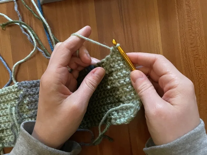 Crocheting the Baby Headband .jpeg