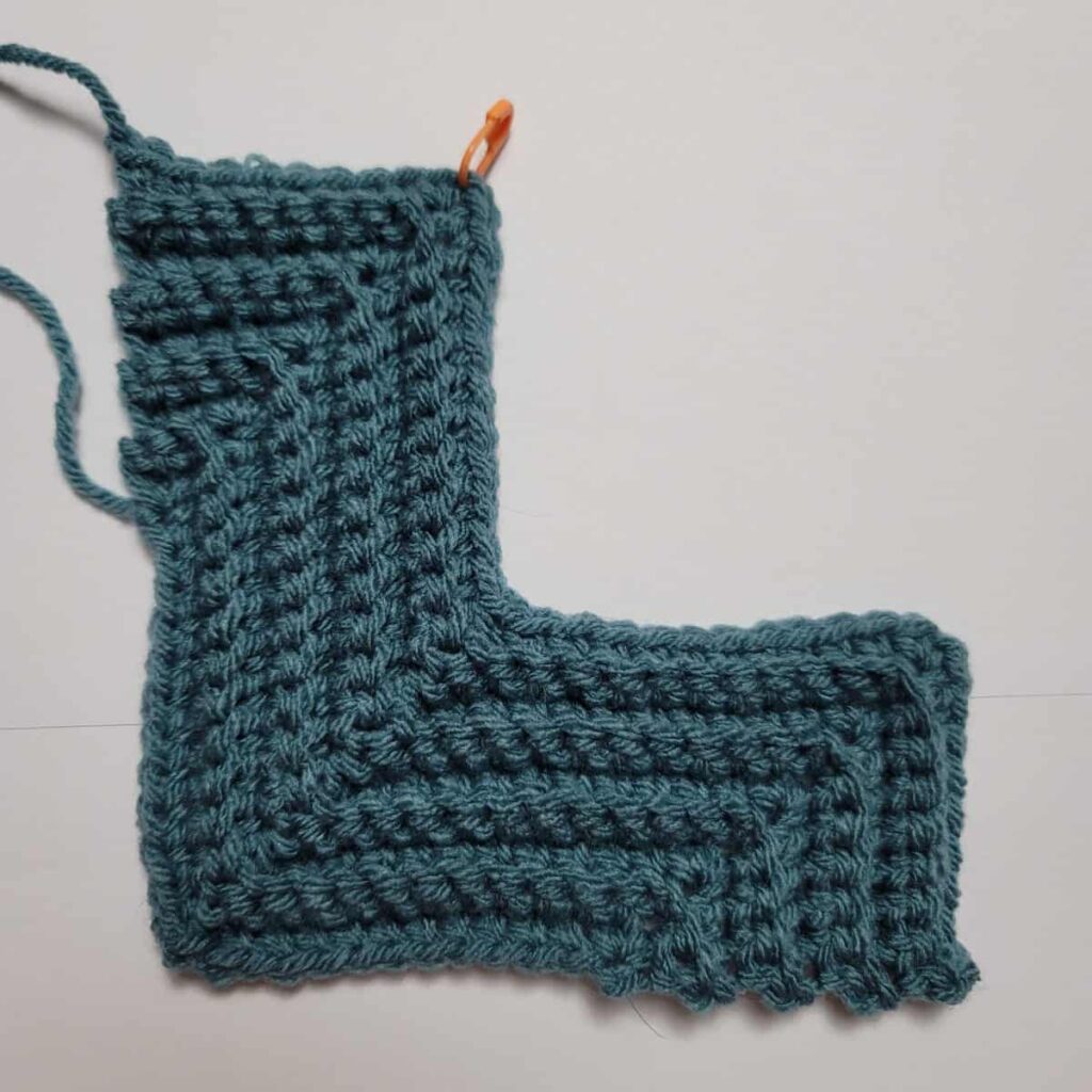 Diagonal Ripple Crochet Scarf