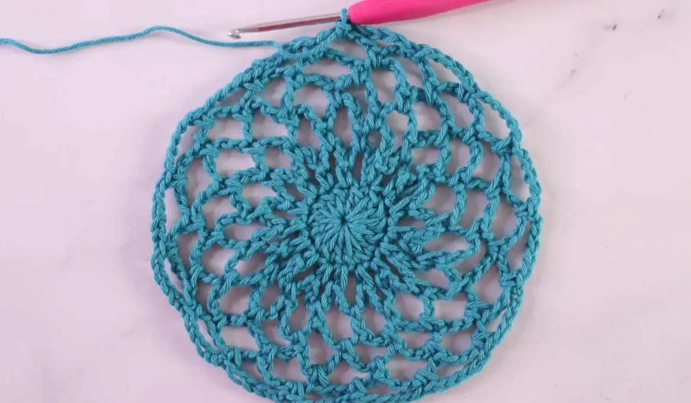 Embrace the Round- Circular Mesh Stitch