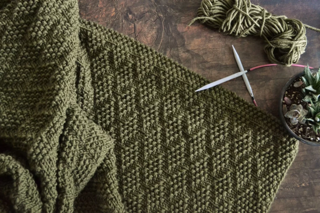 Essential Tools Required to Make Diamond Crochet Blanket.jpg