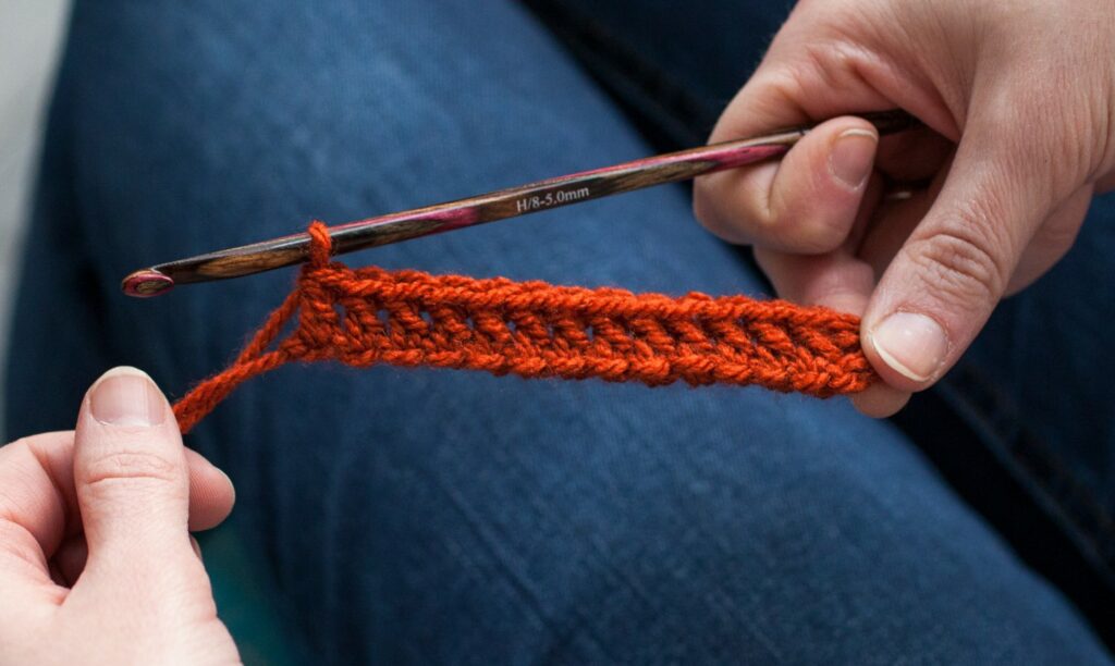 Making the First Double Crochet
