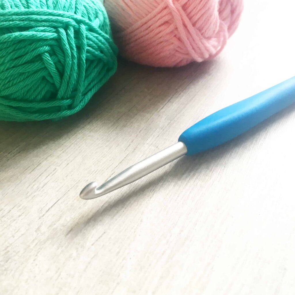 Material Required for a Crochet Bobble stitch