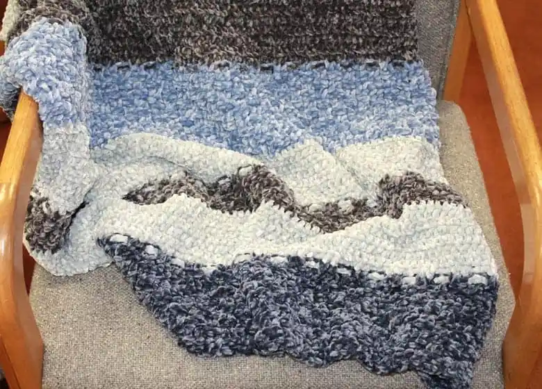 Textured Velvet Bernat Baby Blanket Yarn Pattern .jpg