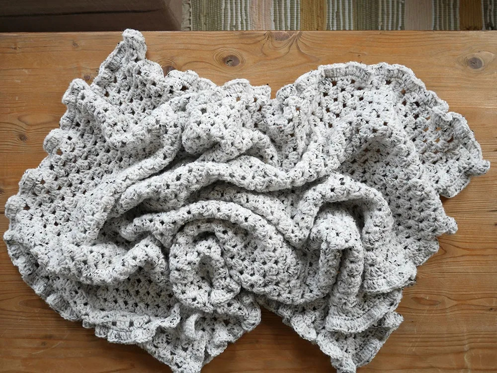 Vintage Crochet Baby Blanket Pattern.jpg