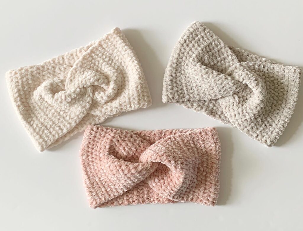 Easy DIY Yarnspirations Patterns for Headbands