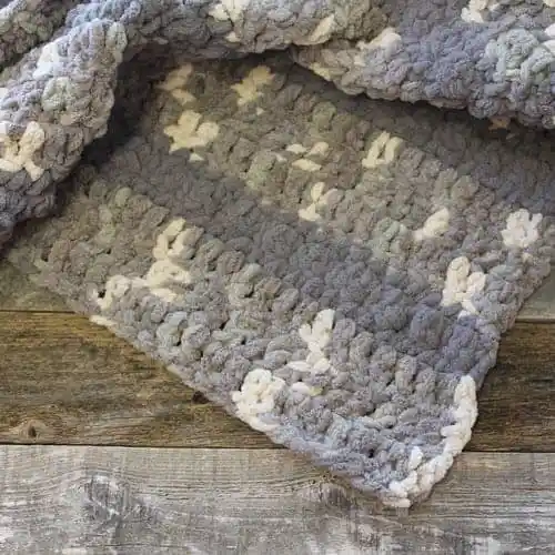 Super Chunky Stripe Crocheted Blanket Pattern