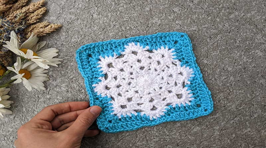 Crochet Granny Snowflake Pattern