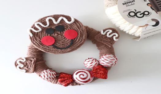 Gingerbread and Santa O'go Yarn Wreaths