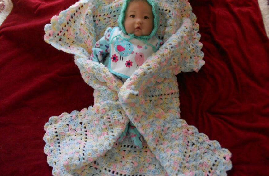 Easy Guide To Crochet Shell Stich Baby Blankets
