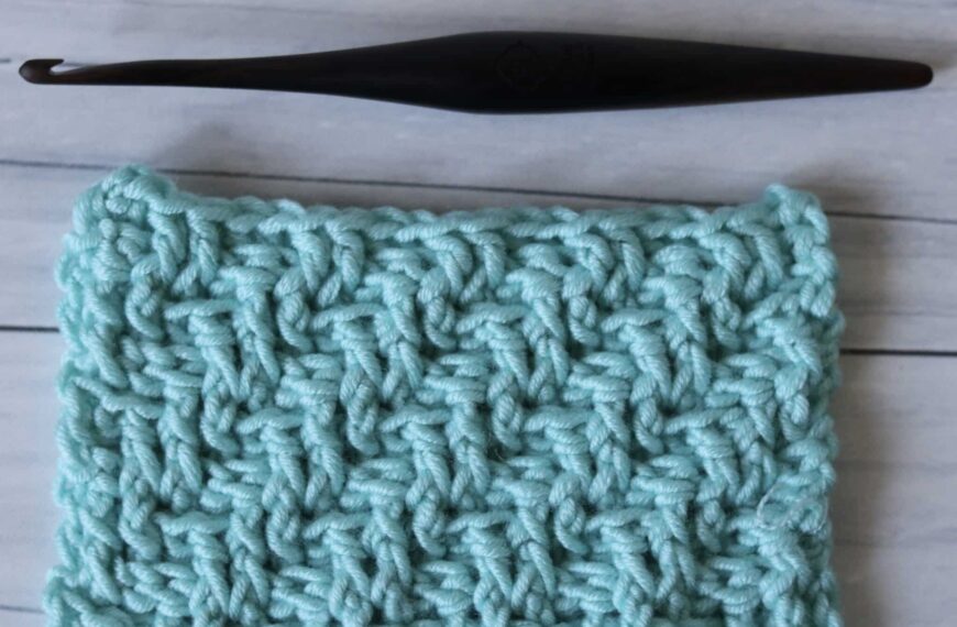 Quick Tutorial Guide to Crocheting Ribbed Diamond Blanket