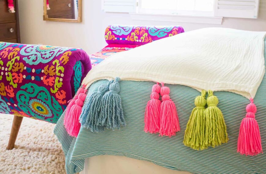 How to Make and Attach Crochet Tassels to Blankets