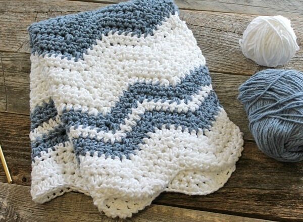 A Complete for Beginners to Crochet Ripple Baby Blanket