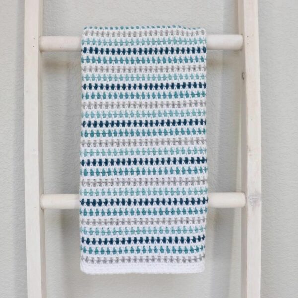 Detailed Tutorial on Crochet Speckled Moss Stitch Baby Blanket